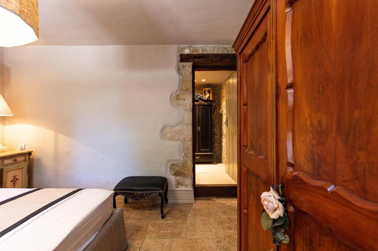 Villa Mantilari Wine Estate 7 Apartments 2 Private Pools 1 Heated Tennis Court Fitness Center Archanes Exterior foto