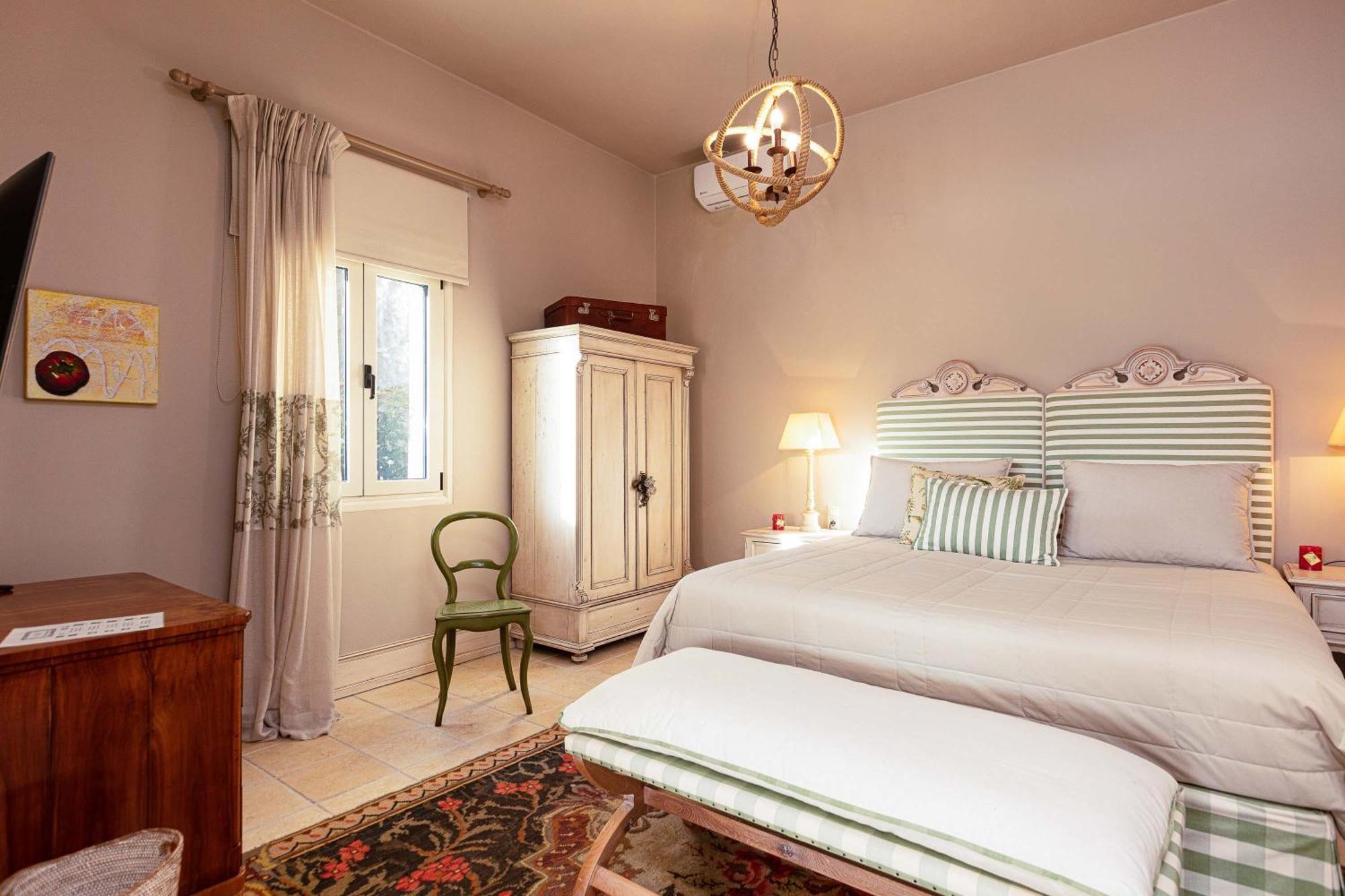 Villa Mantilari Wine Estate 7 Apartments 2 Private Pools 1 Heated Tennis Court Fitness Center Archanes Exterior foto